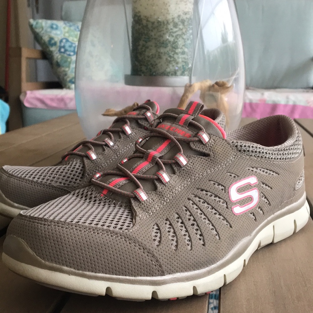 Skechers Flex Size 9